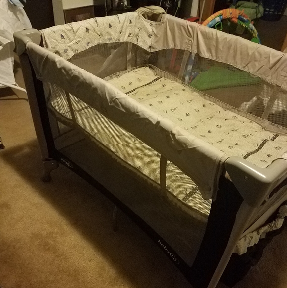 Play Pin - Picture 3 of 7